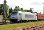 br-7-386-traxx-f/430657/am-22052015-kam-die-386-013-7 Am 22.05.2015 kam die 386 013-7 von der METRANS aus Richtung Salzwedel nach Stendal und fuhr weiter in Richtung Magdeburg .