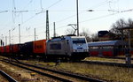 br-7-386-traxx-f/487972/am-02042016-kam-die-386-015-2 Am 02.04.2016 kam die 386 015-2 von METRANS   aus Richtung Magdeburg nach Stendal und fuhr weiter in Richtung  Salzwedel .
