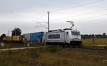br-7-386-traxx-f/514893/am-23082016-kam-die-386-015-2 Am 23.08.2016 kam die  386 015-2 von METRANS aus Richtung Salzwedel und fuhr nach Stendal .