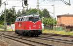 Am 23.07.2015 kam die Lok 20 WFL (228 501)   aus Richtung Magdeburg nach Niederndodeleben und fuhr weiter in Richtung Braunschweig .
