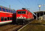 -br-6-143-dr-243-private/599476/am-08022018-kam-die-143-257-4 Am 08.02.2018 kam die  143 257-4 von der MEG - Mitteldeutsche Eisenbahn GmbH aus Richtung Magdeburg nach Stendal und fuhr weiter in Richtung Wittenberge .