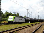 Am 30.07.2016 kam die 185 580-8 von  CAPTRAIN aus Richtung Salzwedel nach Stendal und fuhr weiter in Richtung Berlin .