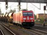 Am 31.10.2014 kam die 185 357-1 von der DB aus Richtung Braunschweig nach Niederndodeleben und fuhr weiter in Richtung Magdeburg .