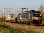 Am 02.12.2020 kam die 193 709-3  von Mercitalia Rail S.r.l., Roma ( MRCE) aus Richtung Wittenberge und fuhr weiter in Richtung Stendal .