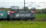 eu46-siemens-vectron-ms/492909/am-28042016-kam-die-eu46-502- Am 28.04.2016 kam die EU46-502 ( 5370 014-0 )  von der PKP Cargo aus Richtung  Stendal und fuhr weiter in Richtung Hannover .