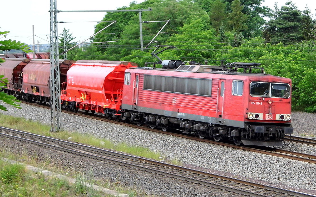  Am 27.06.2017 kam die 155 111-8 von der  DB Cargo AG,  aus Richtung Wittenberge und fuhr nach Stendal .