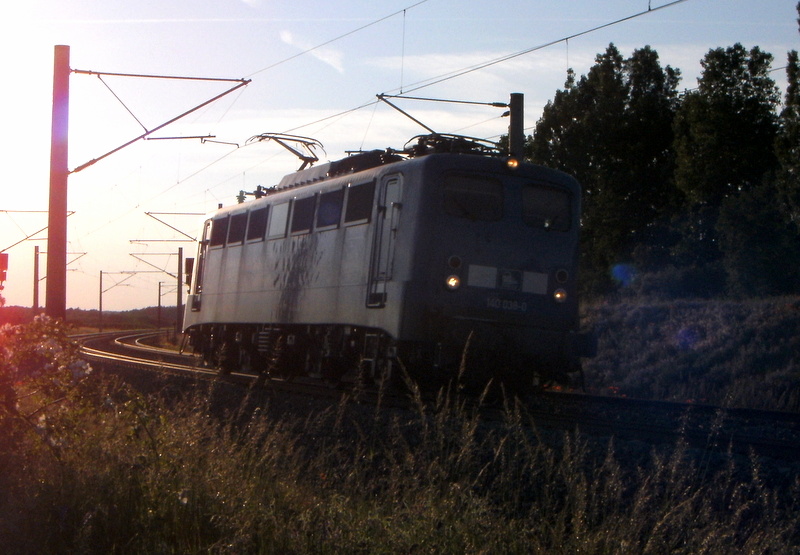  Am 30.05.2014 kam die 140 038-0 von der Press aus der Richtung Bostel bei Stendal und fuhr nach Stendal und wurde in Stendal wider abgestellt.