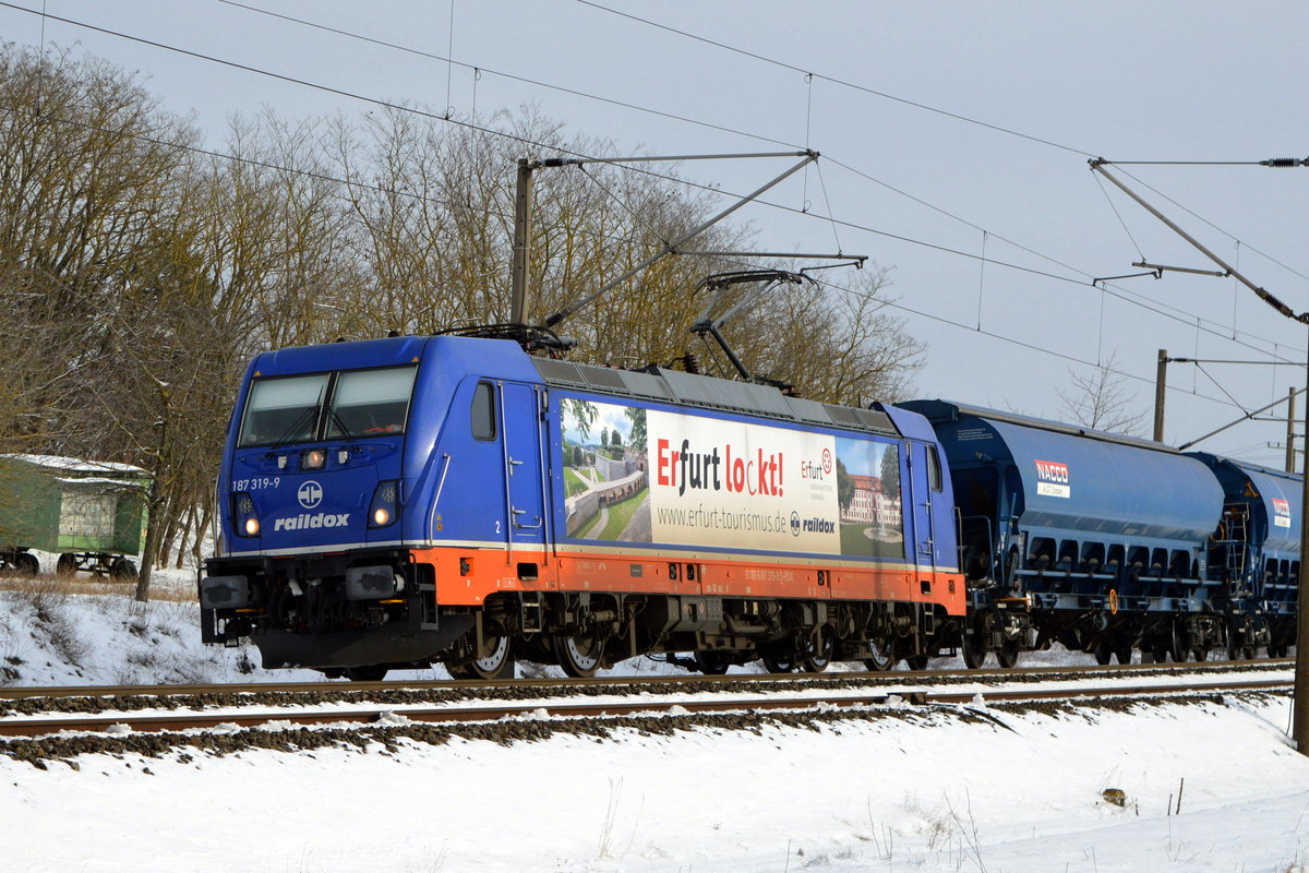 Am 01.02.2021 kam die 187 319-9 von Raildox GmbH & Co. KG, aus Richtung Stendal und fuhr weiter in Richtung Wittenberge .