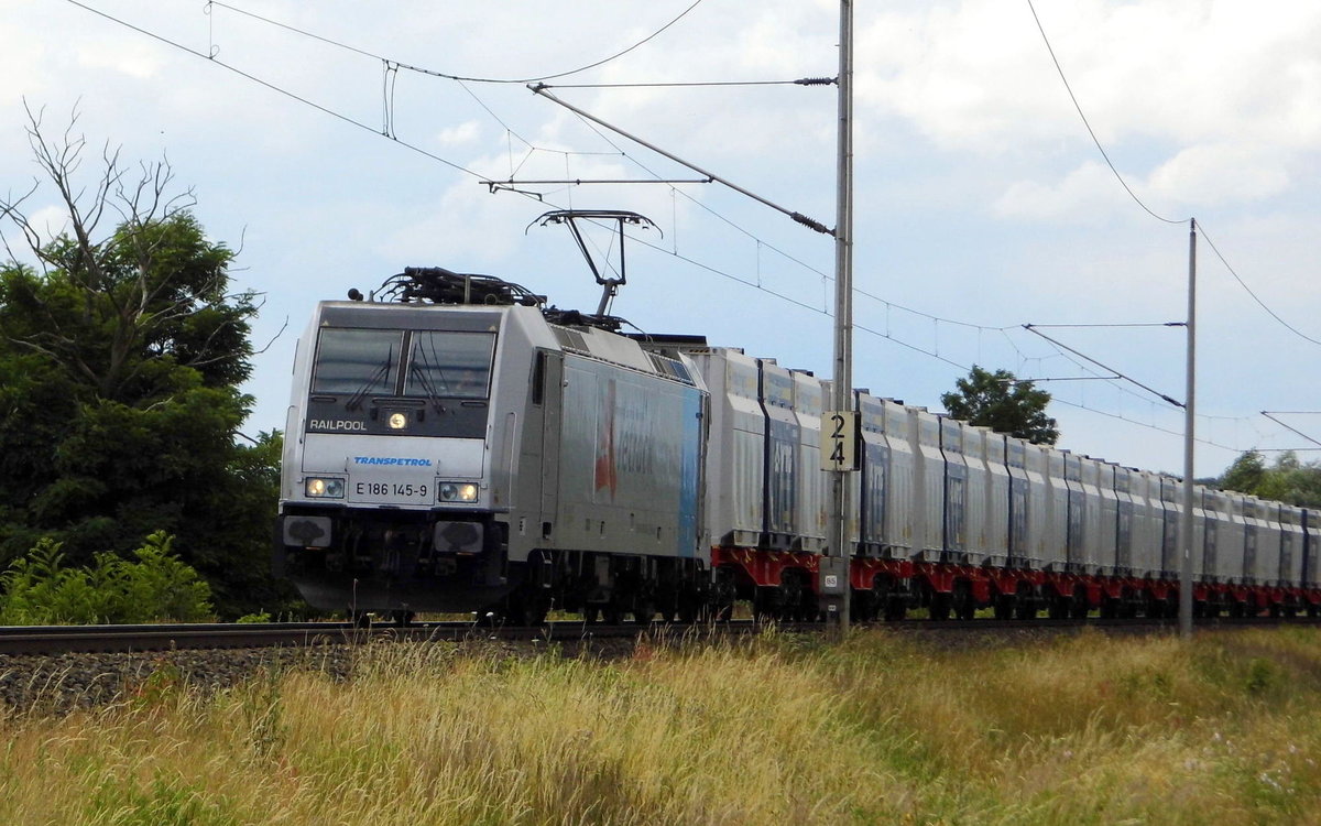 Am 01.07.2016 kam die E 186 145-9 von der VTG Rail Logistics Deutschland GmbH,   (Railpool)  aus Richtung Salzwedel und fuhr nach Stendal .