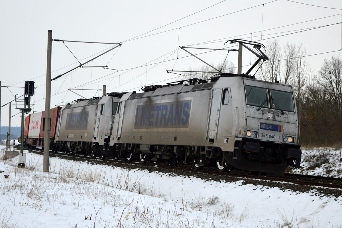  Am 02.02.2021 kamen die 386 040-0 und die  386 035-0  von METRANS aus Richtung Wittenberge und fuhr weiter in Richtung Stendal .