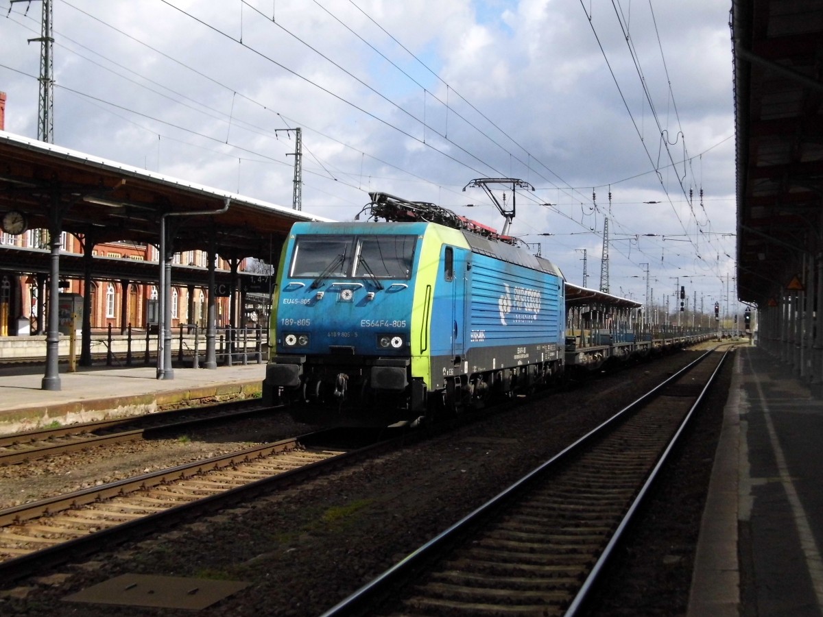Am 03.04 .2015 kam die 189 805-5 von der PKP Cargo (MRCE Dispolok) aus Richtung Magdeburg nach Stendal und fuhr weiter in Richtung Hannover .