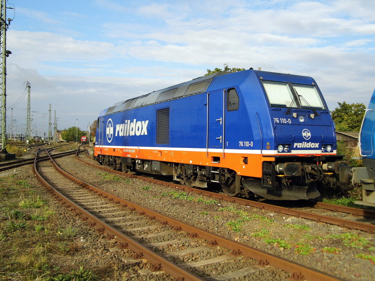 Am 03.10.2016 war die 76 110-0 von Railodx in Stendal abgestellt .