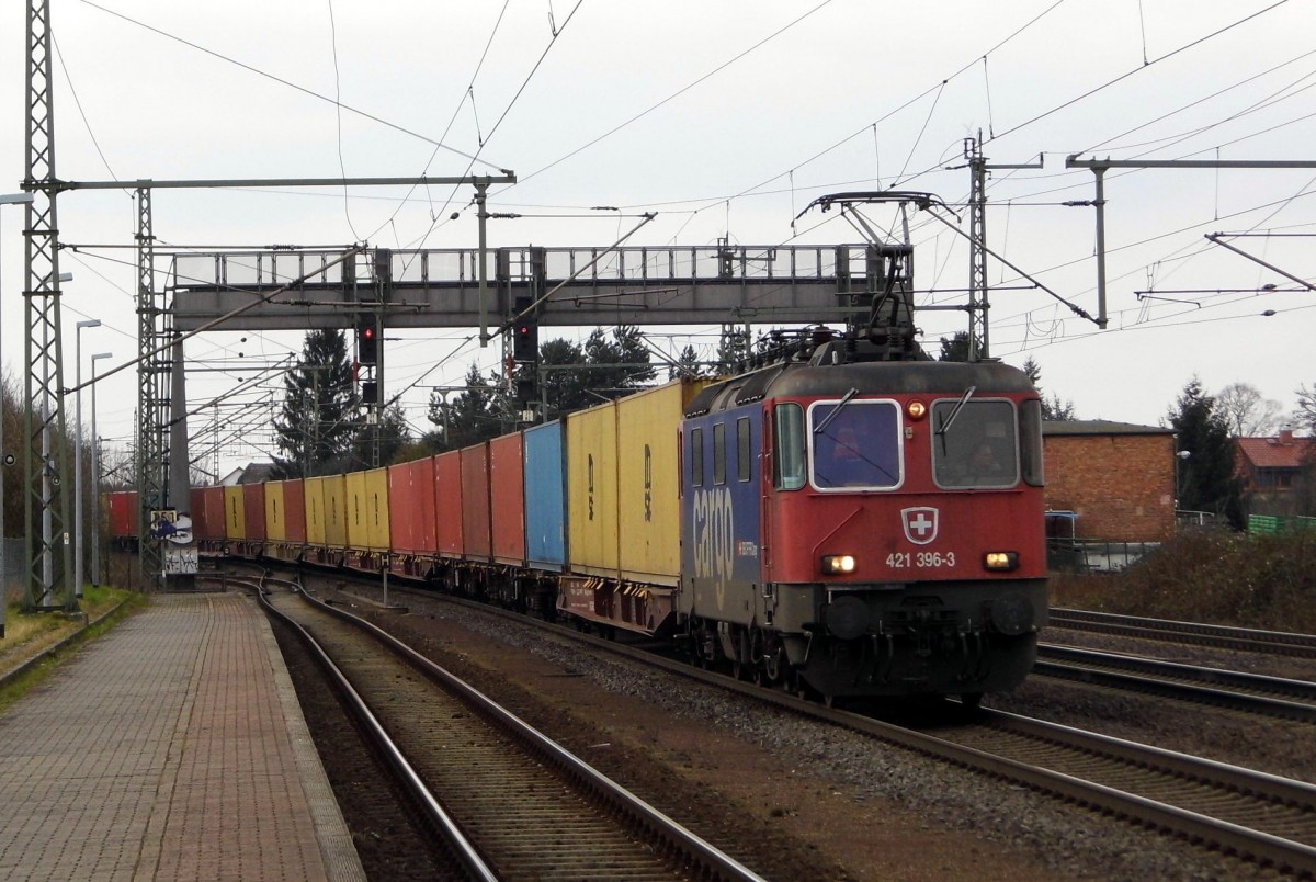 Am 04.03.2016 kam die 421 396-3 von METRANS  (SBB Cargo) aus Richtung Braunschweig nach Niederndodeleben und fuhr weiter in Richtung Magdeburg .