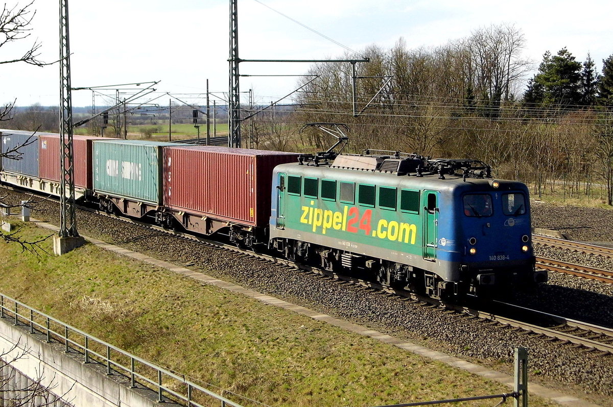 Am 04.04.2018 kam die  140 838-4 von der EGP – Eisenbahngesellschaft Potsdam, aus Richtung Salzwedel und fuhr weiter in Richtung Stendal .