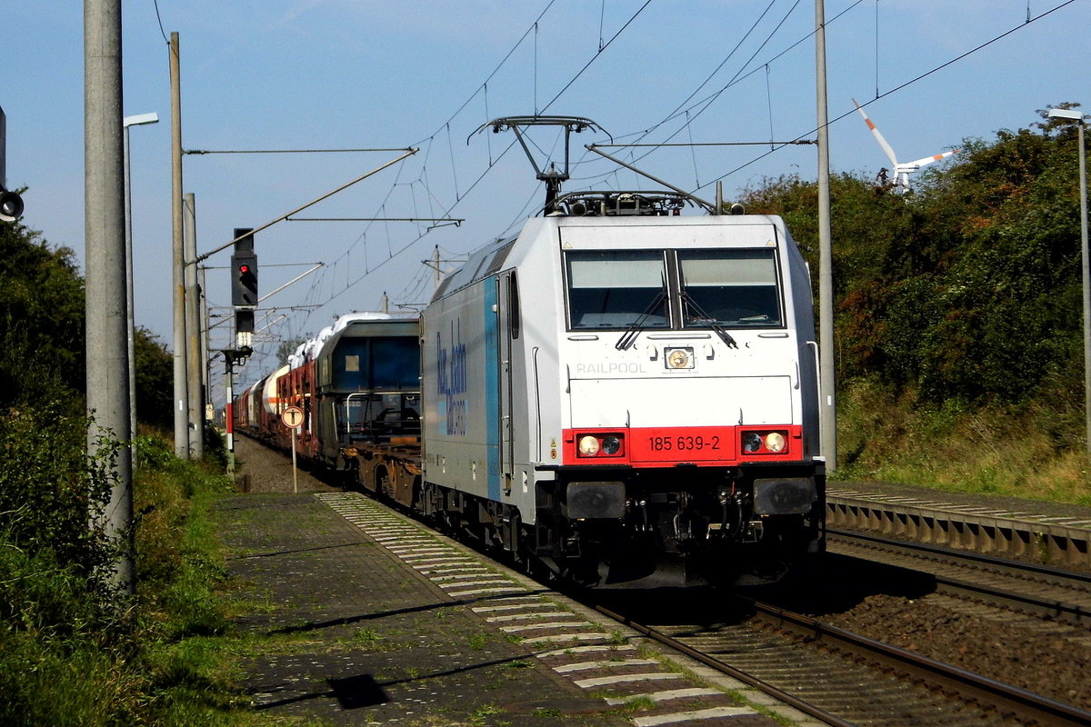 Am 05.09.2017 kam die   185 639-2 von der  RTB Cargo - Rurtalbahn Cargo GmbH, ( Railpool ) aus Richtung Braunschweig nach Wellen ( Magdeburg) und fuhr weiter in Richtung Magdeburg .