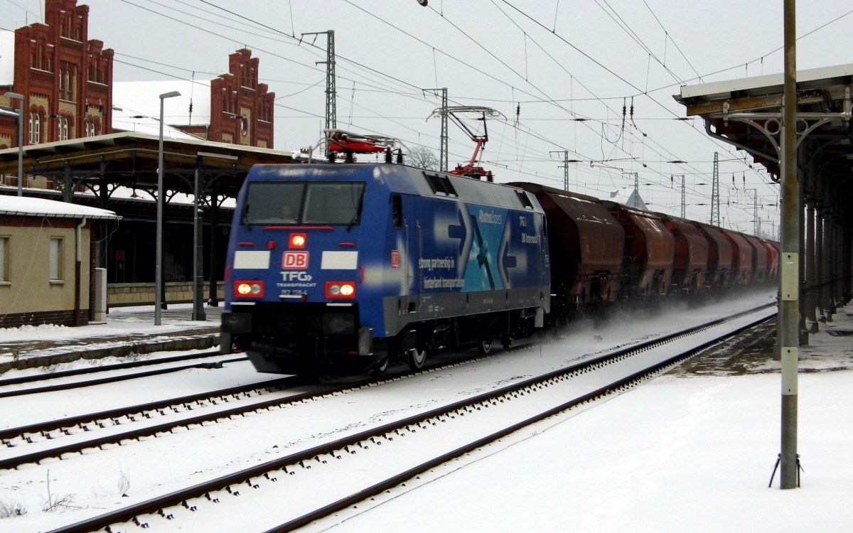 Am 06.01.2016 kam die 152 138-4 von der DB aus Richtung  Magdeburg nach Stendal und fuhr weiter in Richtung Wittenberge .