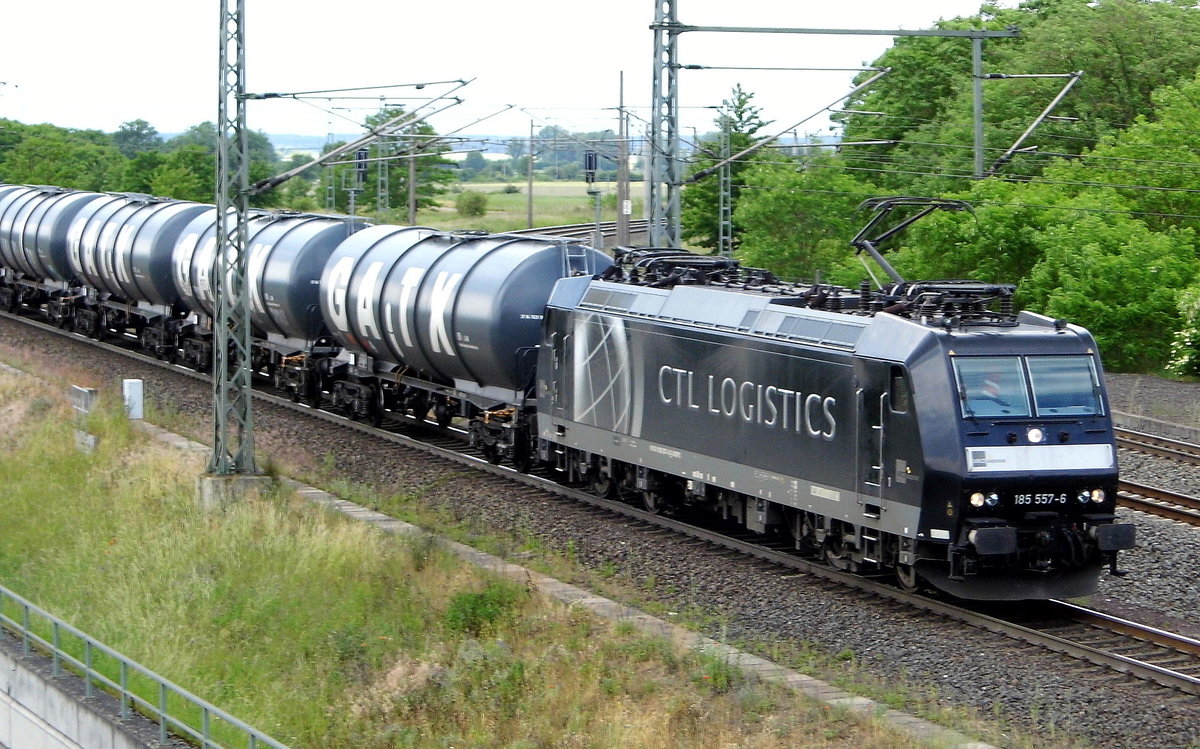 Am 06.06.2017 kam die 185 557-6 von der CTL Logistics GmbH, (MRCE Dispolok) aus Richtung  Salzwedel und fuhr nach Stendal  .