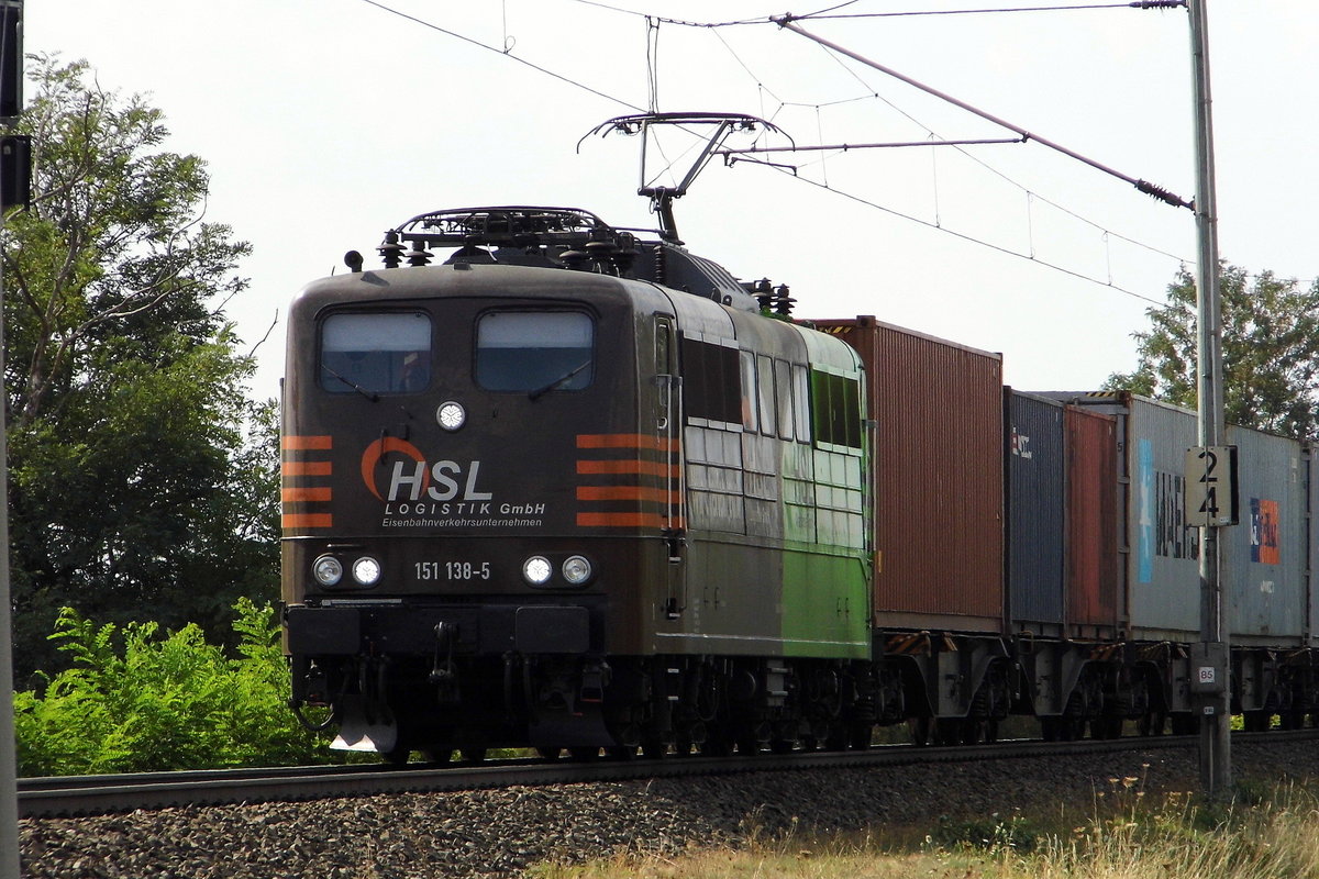 Am 06.09.2018 kam die 151 138-5 von der   HSL Logistik GmbH,  aus Richtung Salzwedel und fuhr   nach Stendal .