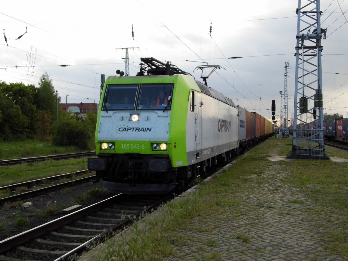 Am 07.05.2015 kam die 185 543-6 von der CAPTRAIN aus Richtung Salzwedel nach Stendal und fuhr weiter in Richtung Magdeburg .