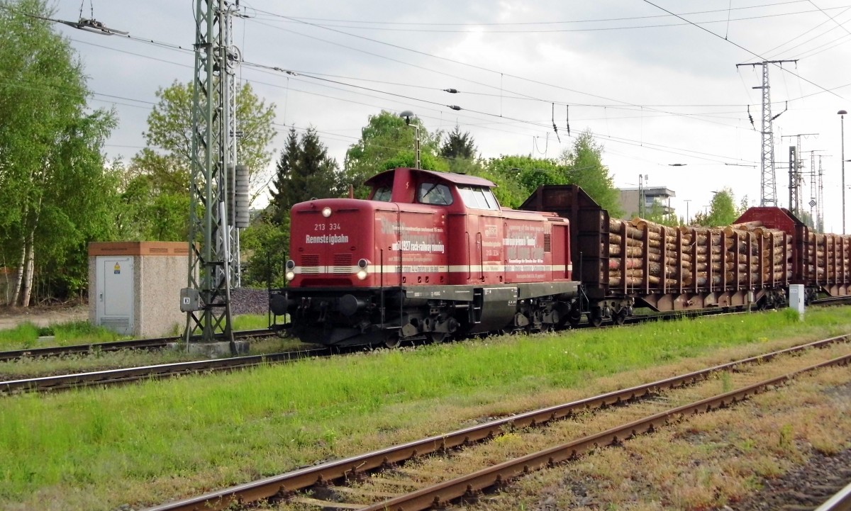 Am 07.05.2015 kam die 213 334  von der Rennsteigbahn aus Richtung Salzwedel nach Stendal und fuhr weiter in Richtung Magdeburg .