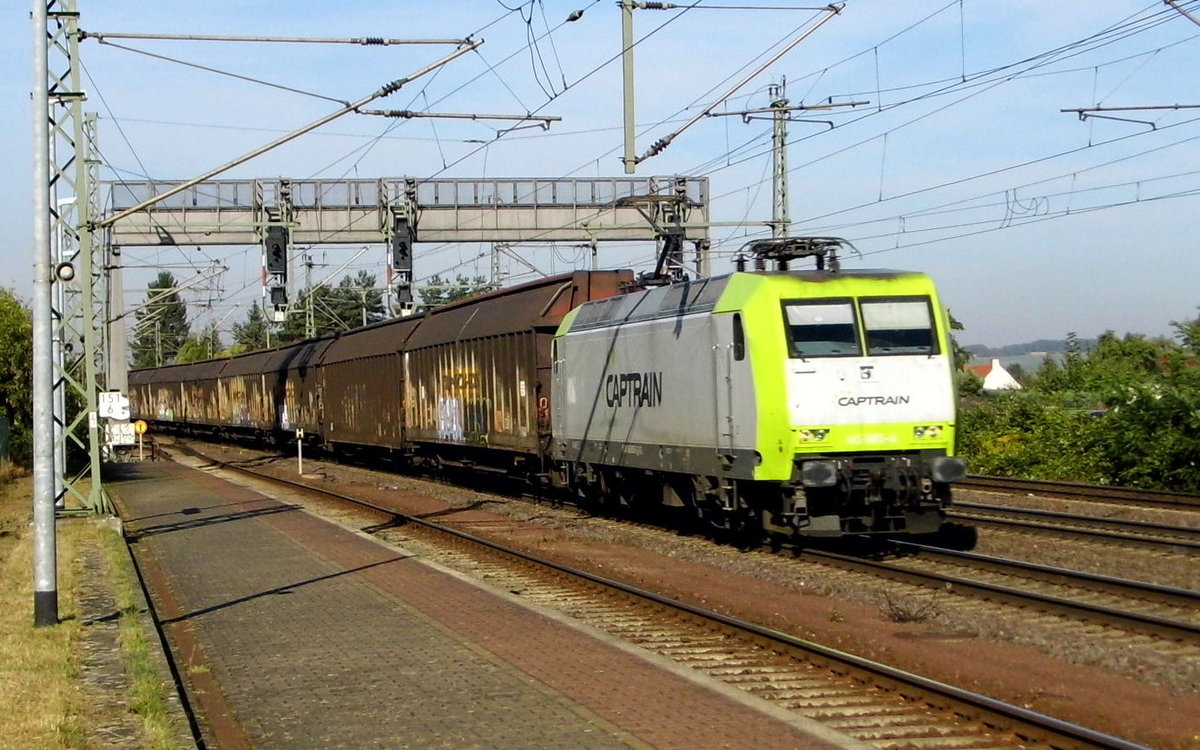  Am 07.09.2016 kam die 145 095-6 von   CAPTRAIN aus Richtung Braunschweig nach Niederndodeleben und fuhr weiter in Richtung Magdeburg .