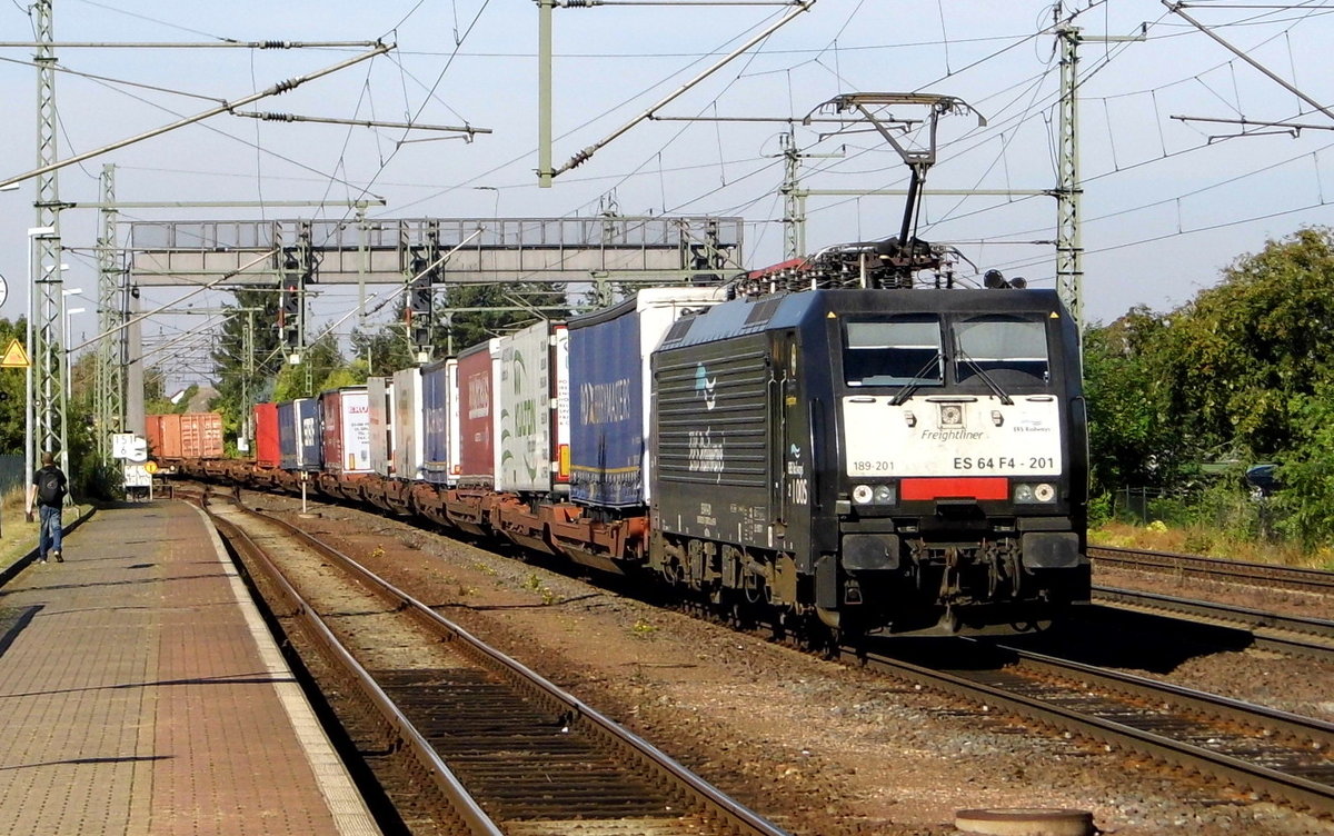 Am 07.09.2016 kam die 189 201 von der ERS Railways ( MRCE dispolok ) aus Richtung  Braunschweig nach Niederndodeleben und fuhr weiter in Richtung Magdeburg .