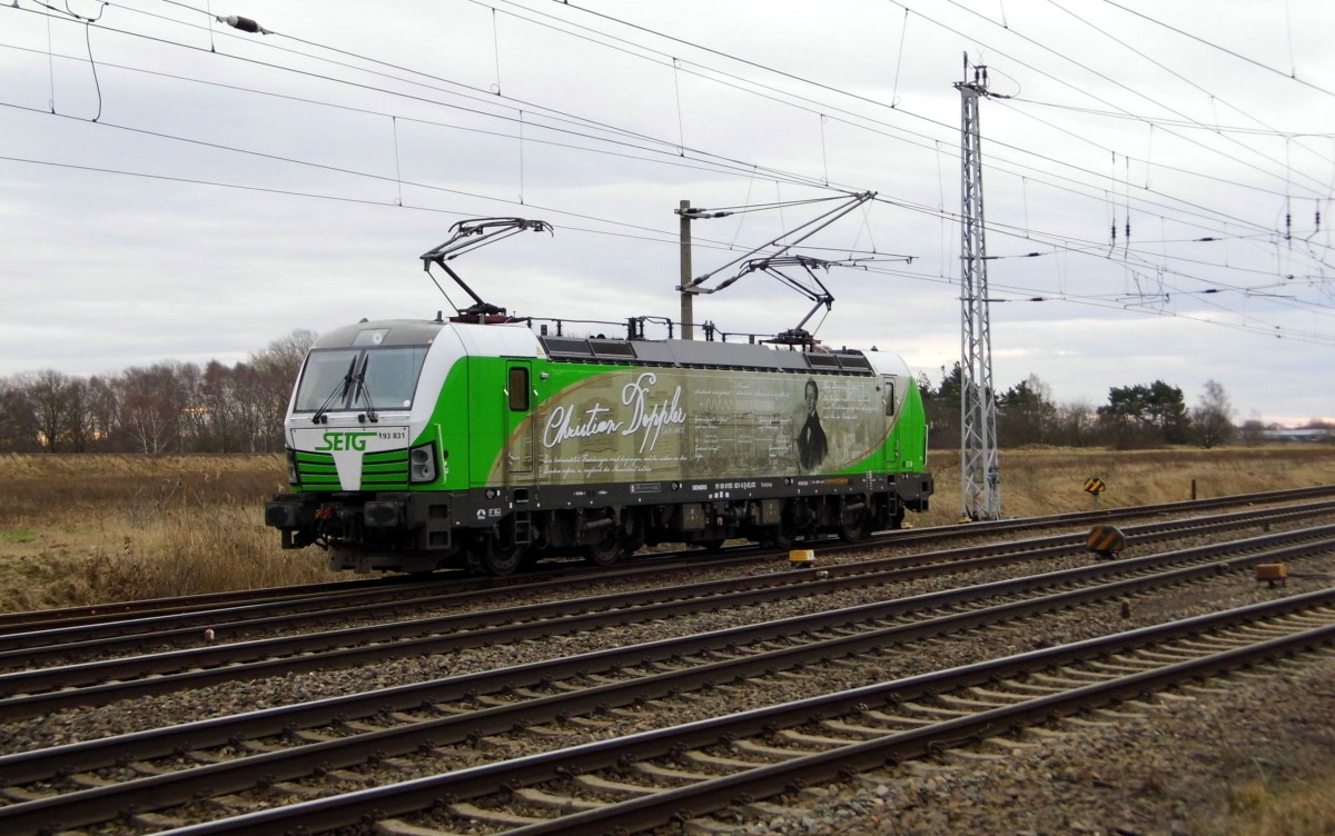  Am 08.02.2016 stand die  193 831-5 von der SETG (ELL) in Borstel .