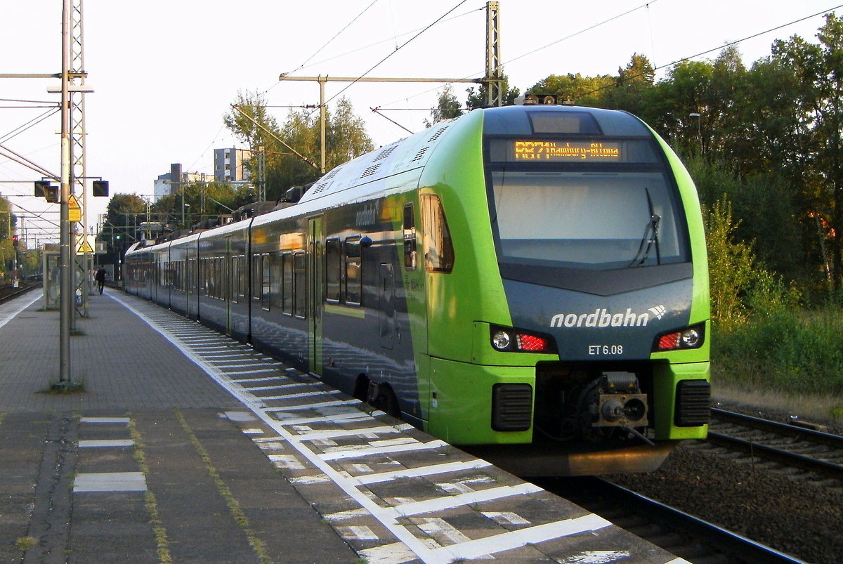 Am 08.09.2016 die ET 6.08 von der Nordbahn in Hamburg .