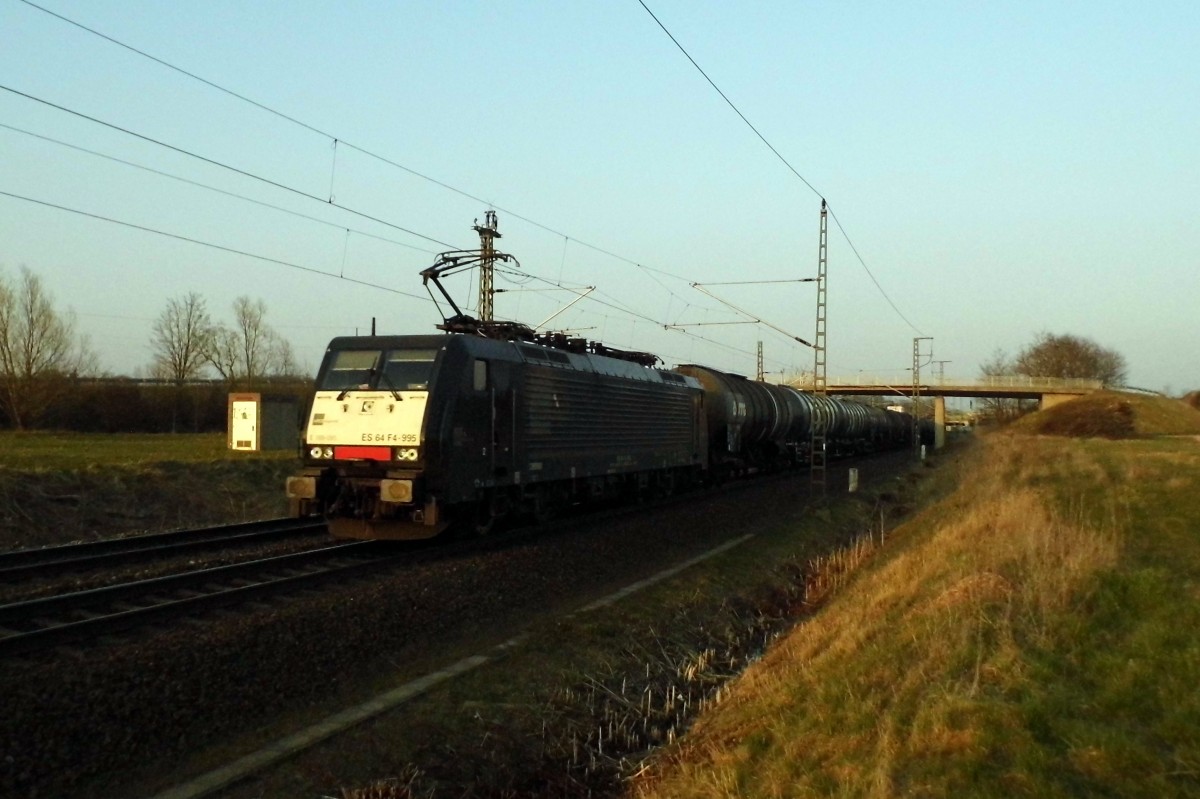 Am 09.04.2015 kam die 189 995 von der LTE Netherlands B.V.,  ( MRCE Dispolok ) aus Richtung Stendal und fuhr weiter in Richtung Hannover .
