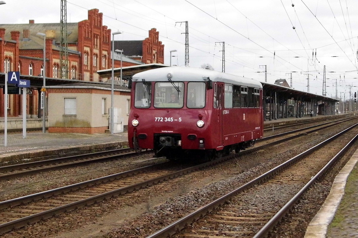 Am 10.03.2017 kam die 772 345-5 von der EBS aus Richtung Magdeburg nach Stendal und fuhr weiter in Richtung Wittenberge .