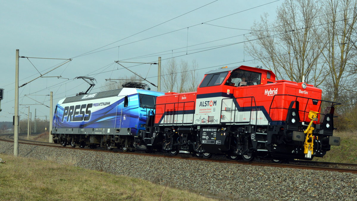 Am 10.03.2021 fuhren die 1002 042-2 von ALS - ALSTOM Lokomotiven Service GmbH , und die 145 030-7 von der PRESS von   Borstel  nach  Stendal .