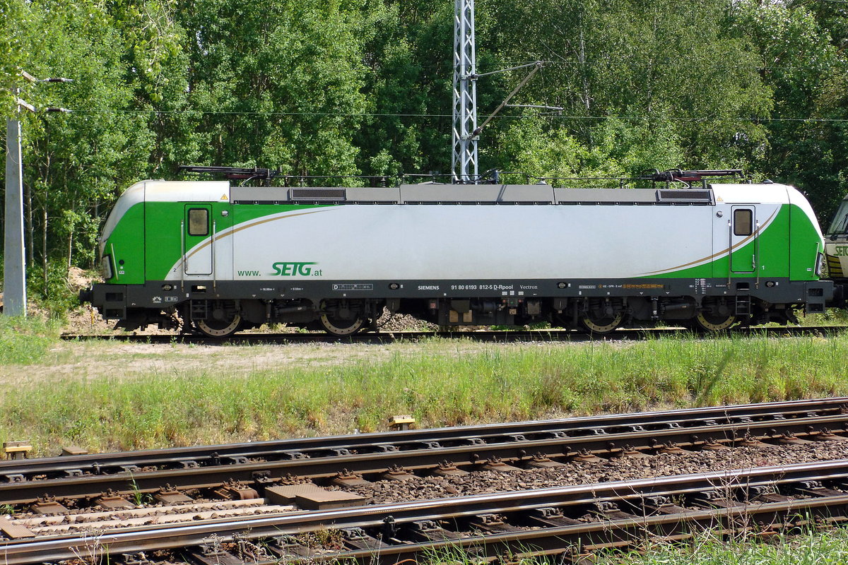 Am 10.05 .2018 war  die 193 812-5  von der SETG   (Railpool) in Borstel abgestellt.