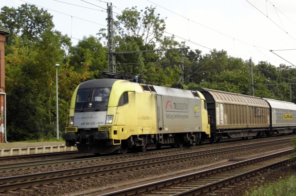 Am 10.09.2015 kam die  182 511-6 von der TXL Logistik AG, (Dispolok) aus  Richtung Magdeburg nach Niederndodeleben und fuhr weiter in Richtung Braunschweig .