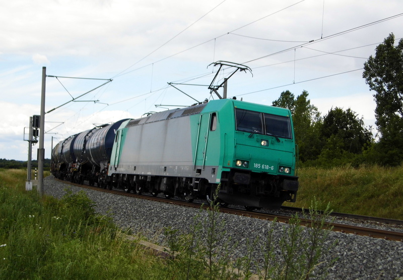 Am 1.07.2014 kam die 185 618-6   von der ITL aus der Richtung Wittenberge und fuhr nach Stendal .