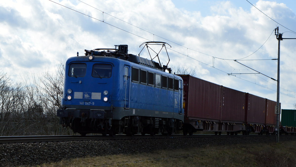 Am 11.03.2021 kam die 140 047-9 von METRANS (PRESS) aus Richtung Salzwedel und fuhr weiter in Richtung Stendal .