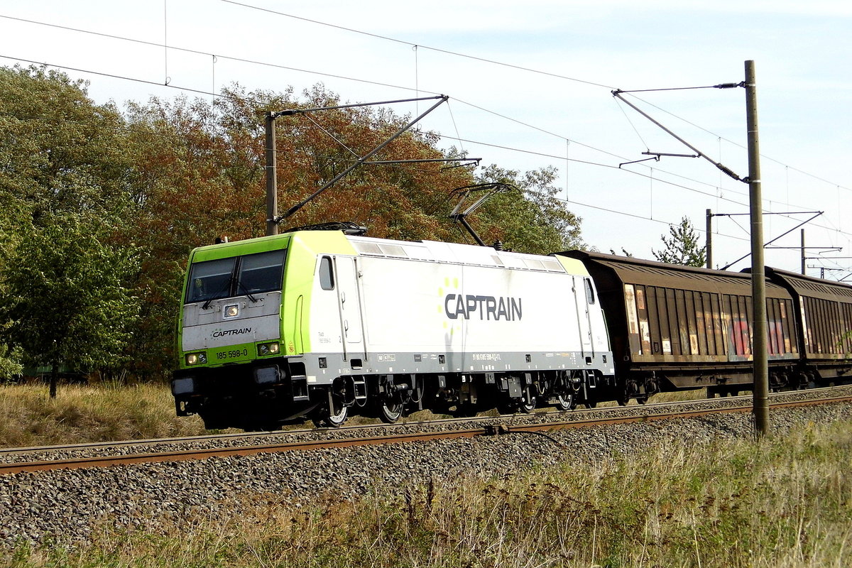 Am 11.09.2018 kam  die 185  598-0 von  CAPTRAIN-ITL  aus Richtung Stendal und fuhren weiter in Richtung Wittenberge .