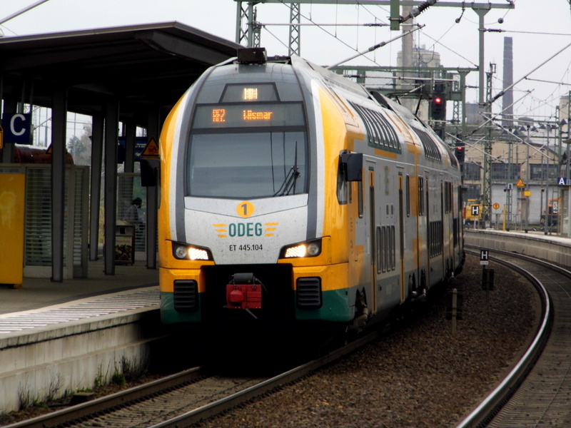 Am 11.10.2014 kam die ET 445.104 von der ODEG aus Richtung Cottbus  nach Wittenberge und fuhr weiter in Richtung Wismar .