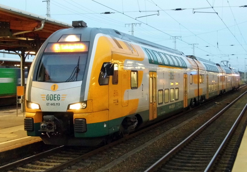 Am 12.07.2014 Stand die ET 445.113 von der ODEG in Stendal und fuhr nach Berlin  .