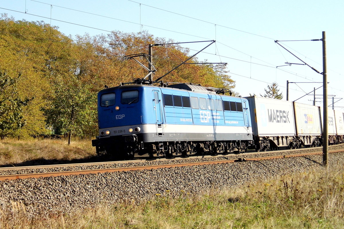 Am 12.10.2018 kam die 151 039-5 von der EGP – Eisenbahngesellschaft Potsdam aus Richtung Stendal und fuhr weiter in Richtung Wittenberge .