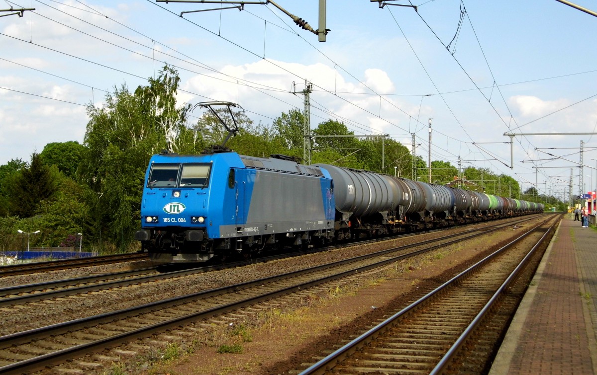 Am 13.05.2015 kam die 185 CL 004 von der ITL aus Richtung Magdeburg nach Niederndodeleben und fuhr weiter in Richtung Braunschweig .