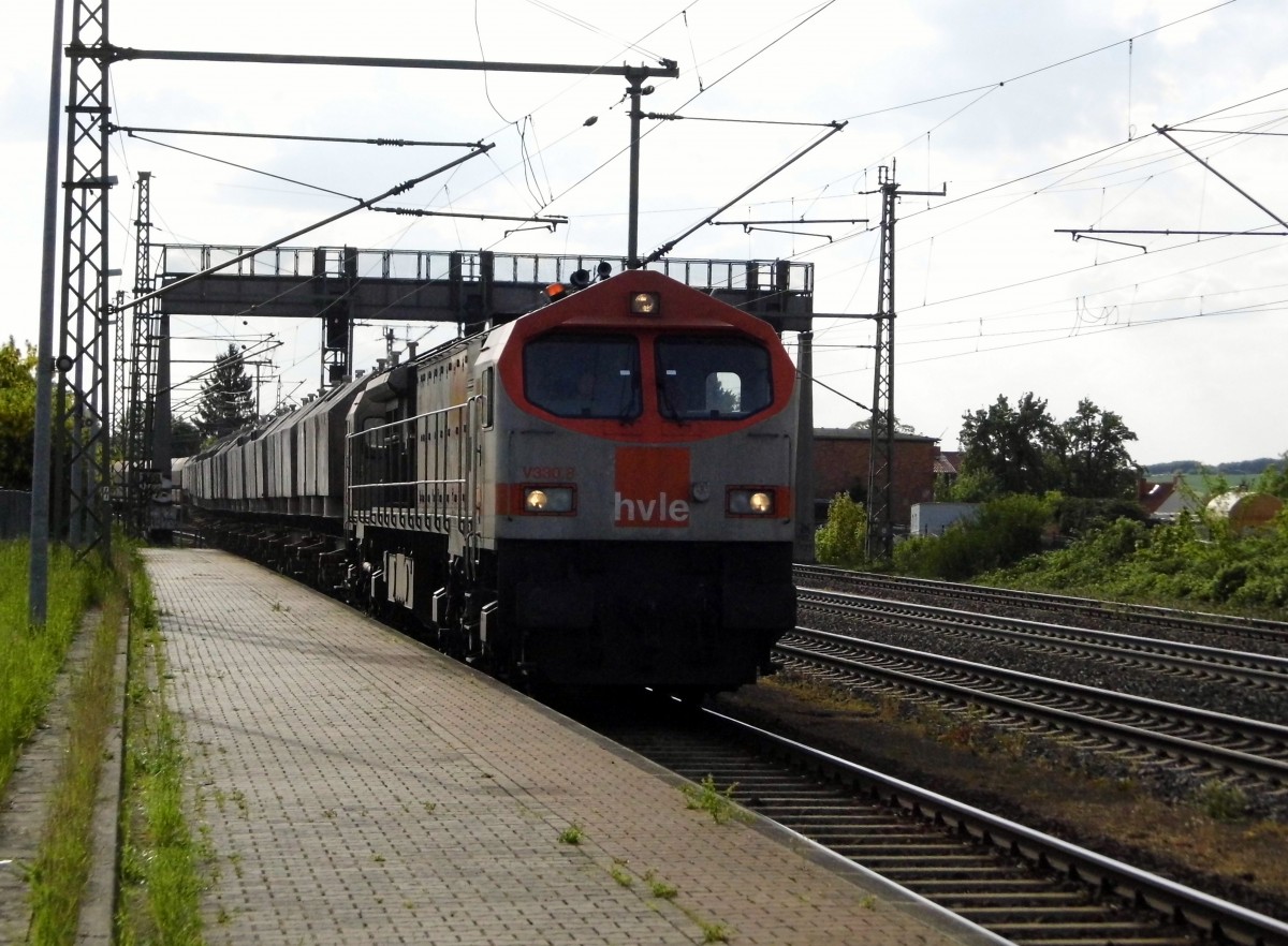 Am 13.05.2015 kam die v 330.8 von der HVLE aus Richtung Braunschweig nach Niederndodeleben und fuhr weiter in Richtung Magdeburg .