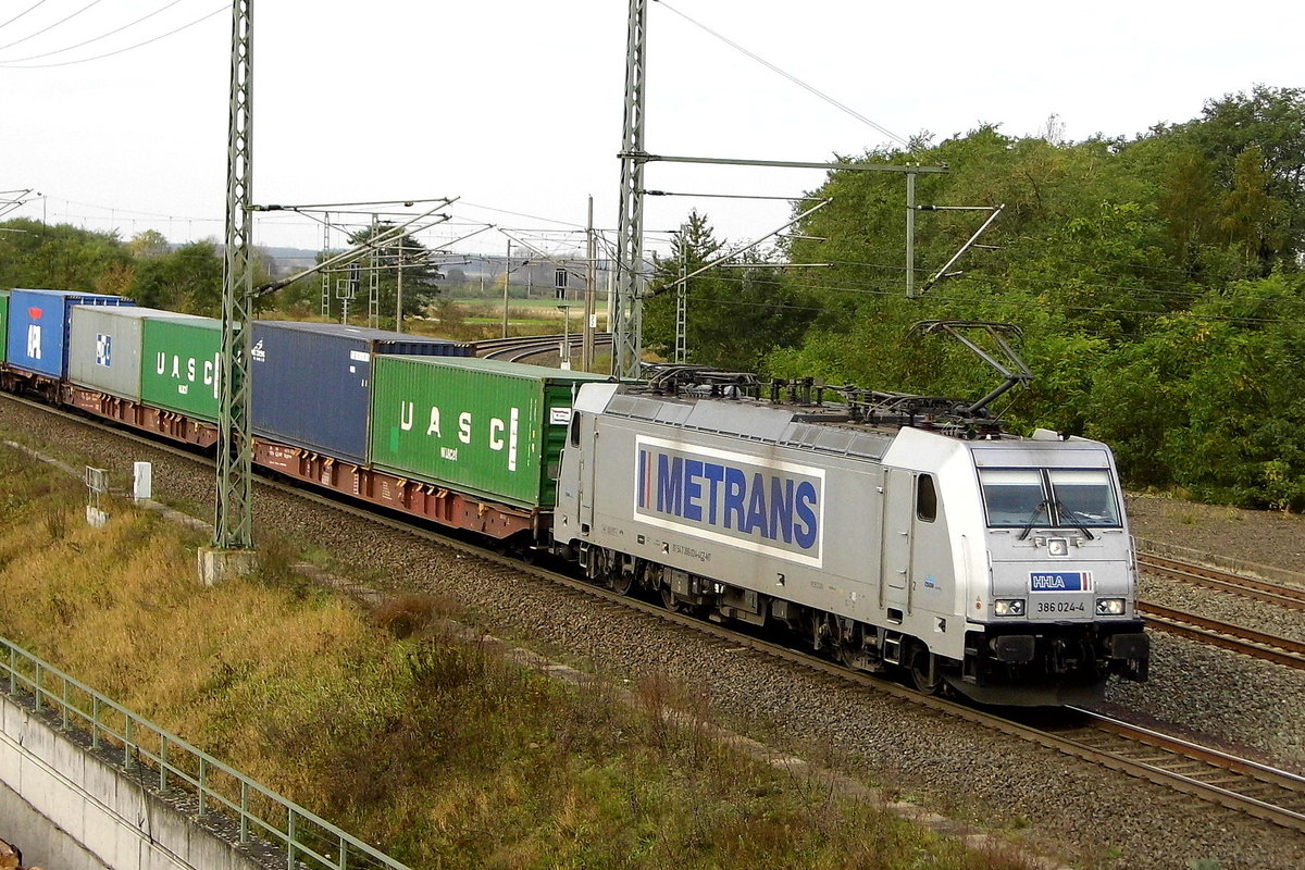  Am 13.10.2017 kam die 386 024-4 von METRANS aus Richtung  Salzwedel und fuhr weiter in Richtung Stendal .