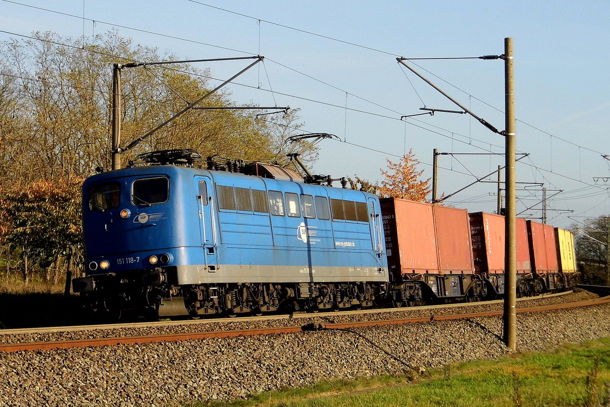 Am 13.11.2020 kam die 151 118-7 von der EGP aus Richtung Stendal und fuhr weiter in Richtung Wittenberge .