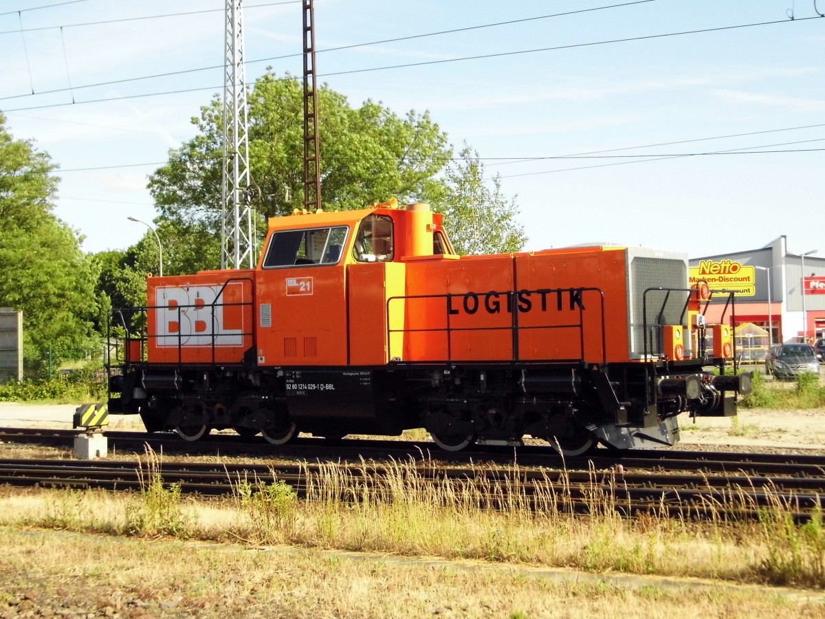 Am 14.06.2015 Rangierfahrt von der 214 029-1 Lok 21 von der BBL LOGISTIK   in Stendal .