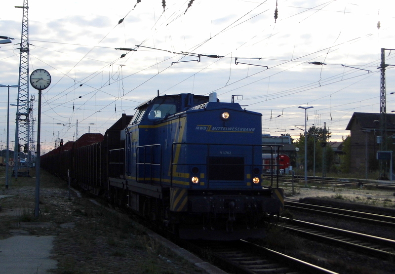 Am 15.07.2014 kam die V 1702 von der MWB aus Richtung Wittenberge nach Stendal und fuhr weiter in Richtung Magdeburg .