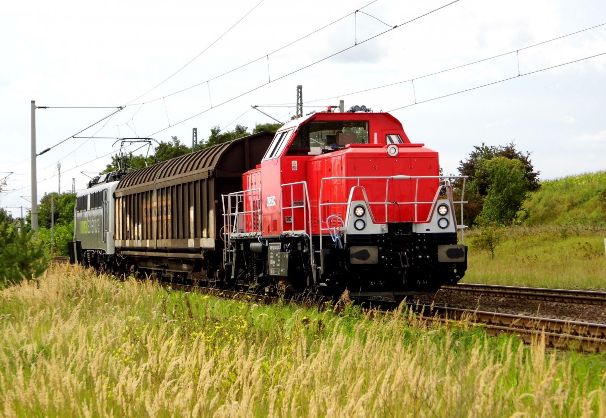 Am 15.09.2015 kamen die 139 558-1 von der railadventure und die 1002 004-6 von der DB (ALS) aus der Richtung Magdeburg nach Demker und fuhr weiter in Richtung Stendal.