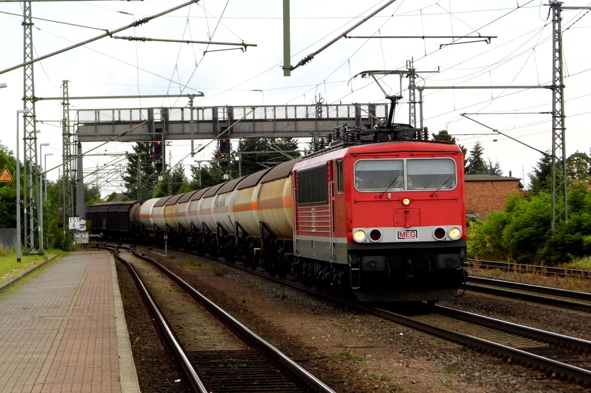 Am 16.06.2016 kam die MEG 708 (155 046-6)  aus Richtung Braunschweig nach Niederndodeleben und fuhr weiter in Richtung Magdeburg .
