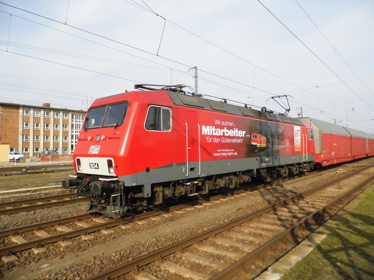Am 17.03.2015 kam die 156 004-4 (804) von der MEG GmbH aus Richtung Magdeburg nach Stendal und fuhr weiter in Richtung Hannover .