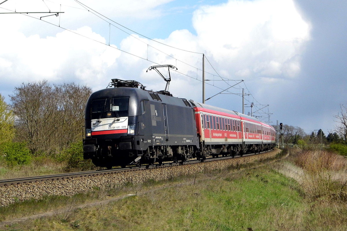 Am 17.04.2017 kam die 182 599-1 aus Richtung Stendal und fuhr weiter in Richtung Salzwedel .