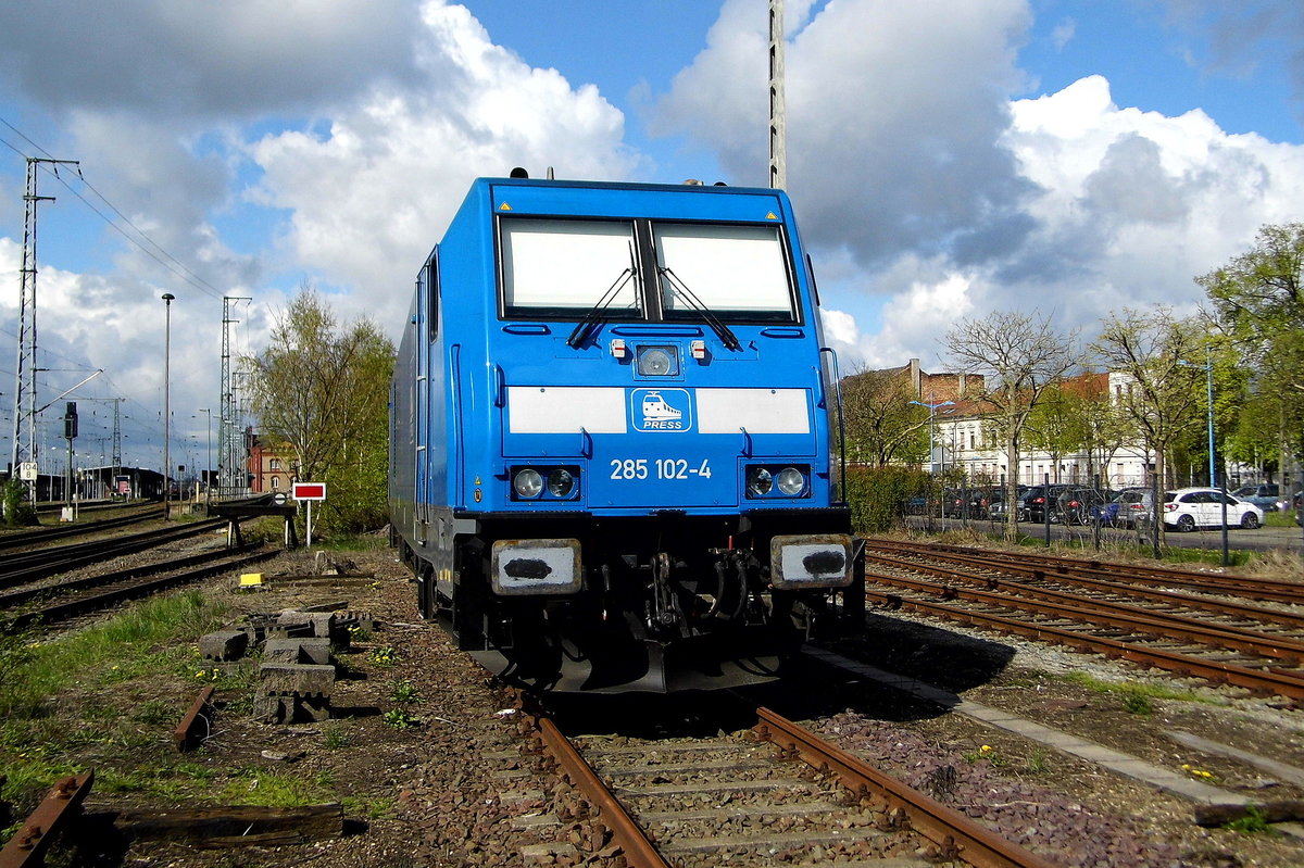  Am 17.04.2017 war die 285 102-4 von der PRESS in Stendal abgestellt.
